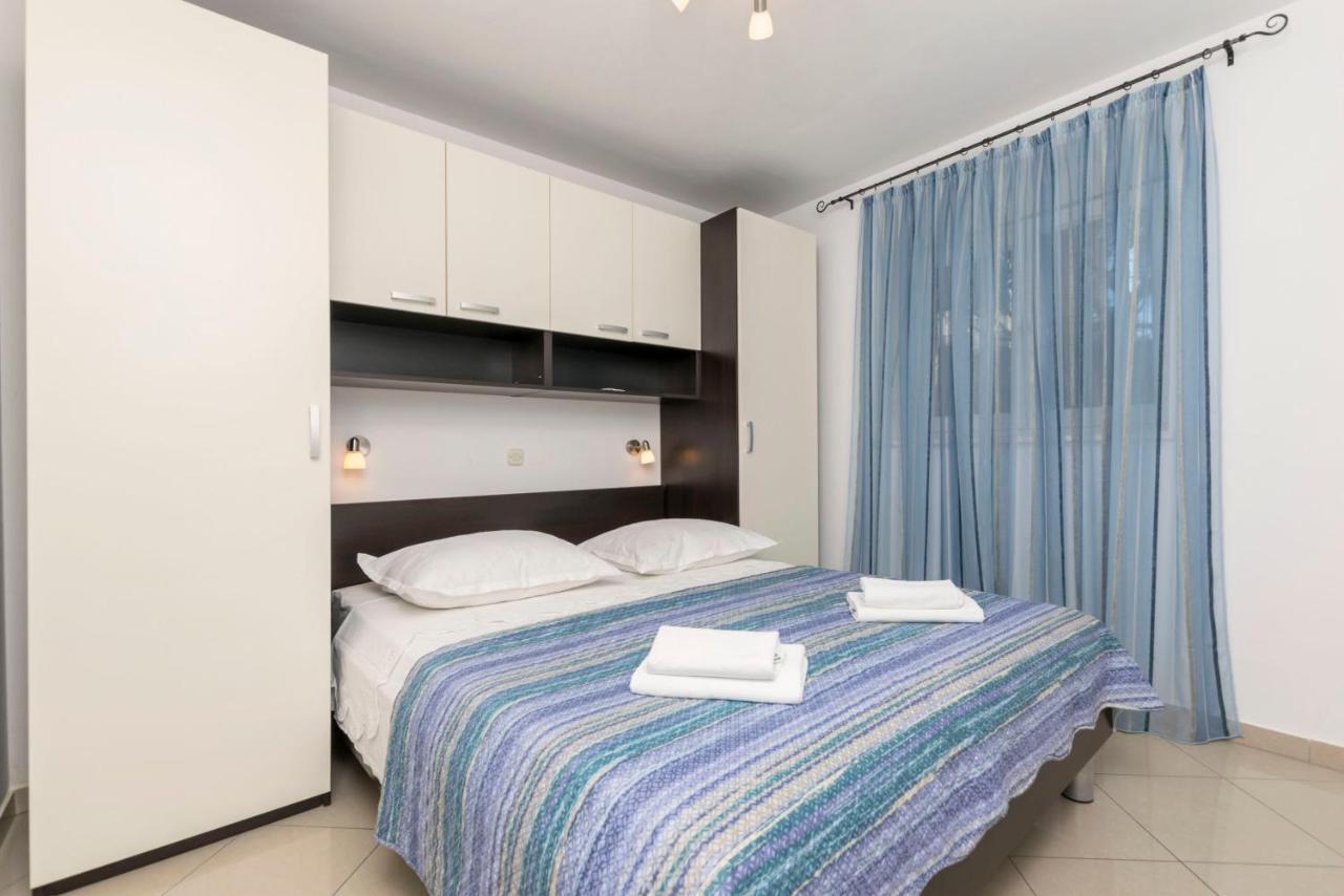 Apartments Maja Трогир Экстерьер фото
